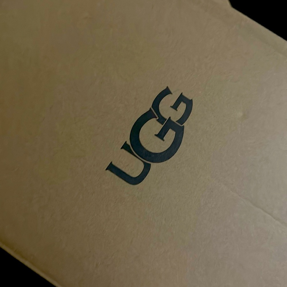 UGG W CLASSIC MINI II